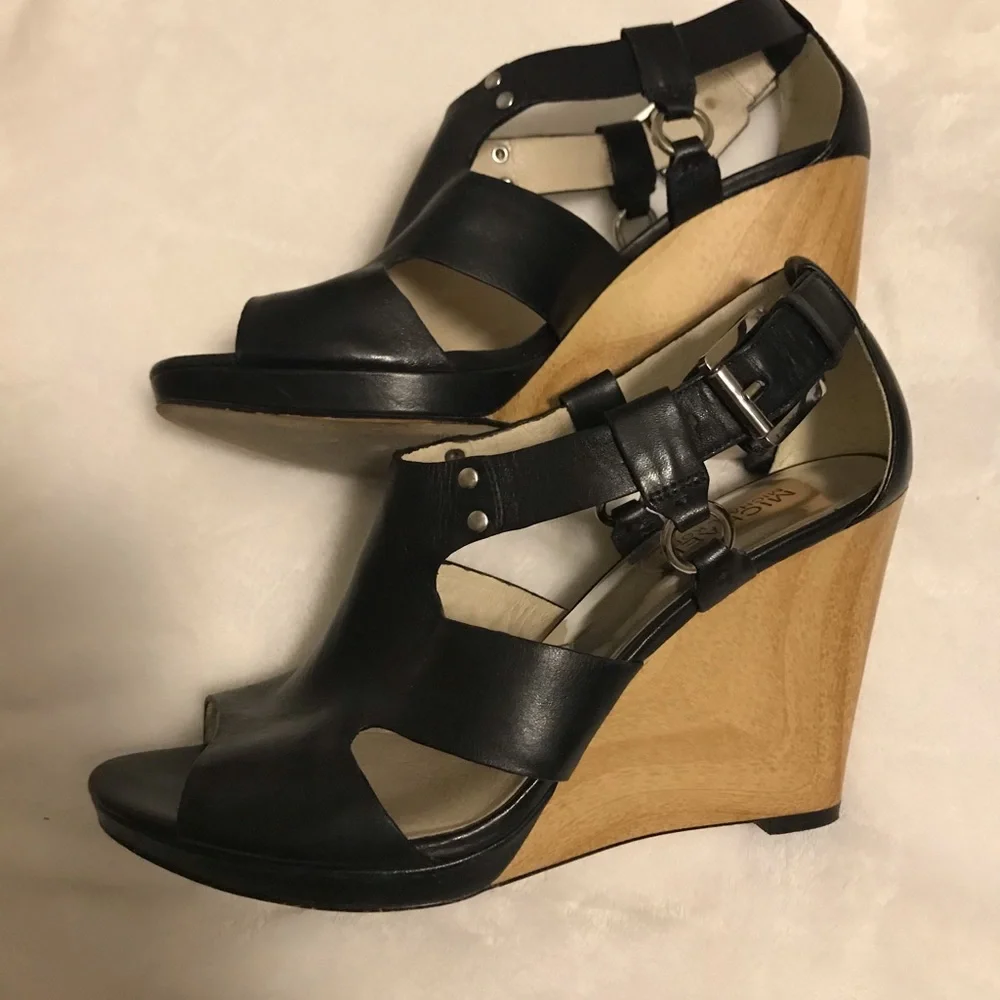 Michael Kors black wedge
